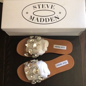 Steve Madden “Rosalyn Rhinestones” sandals size 6